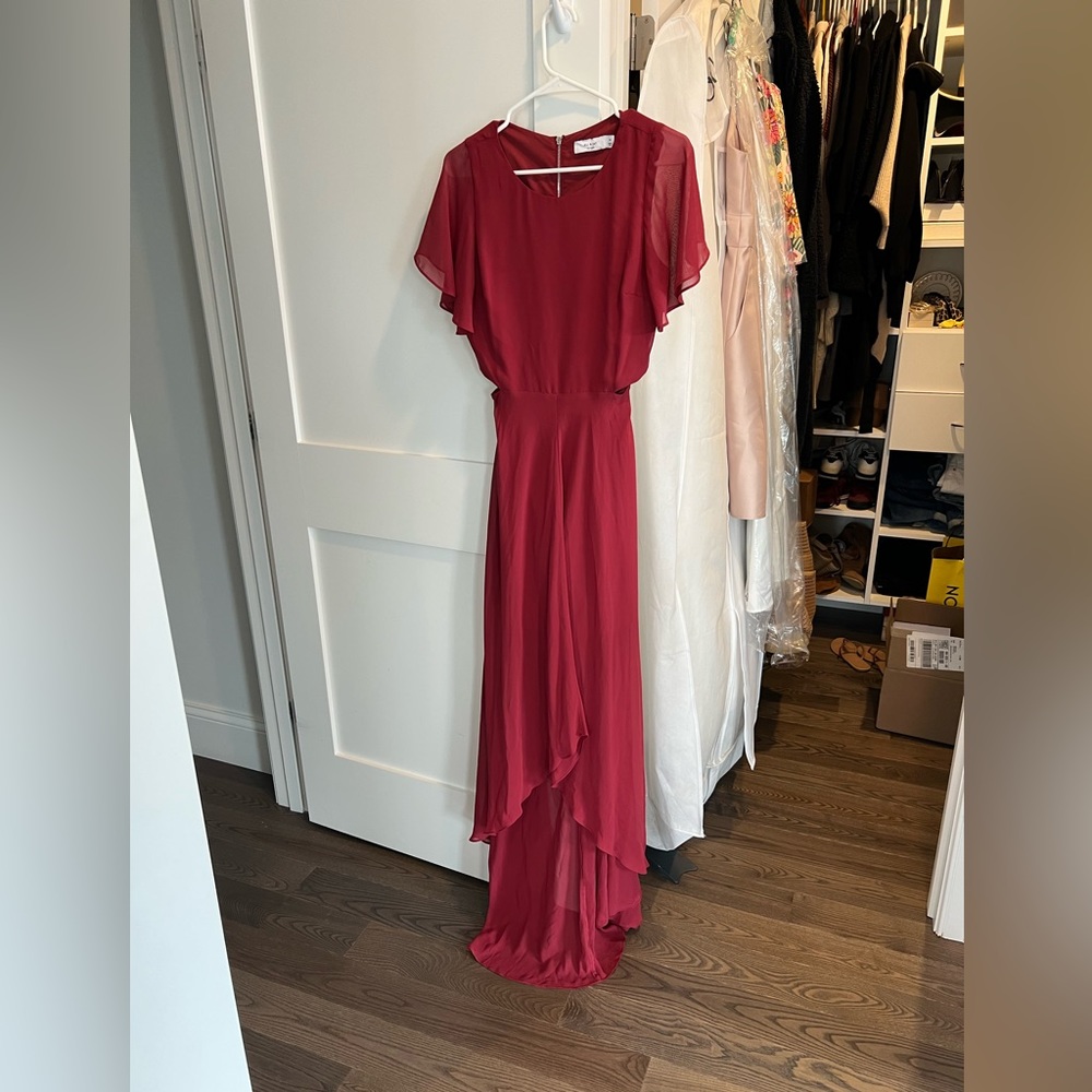 Ali & Jay - size M. High low dress.